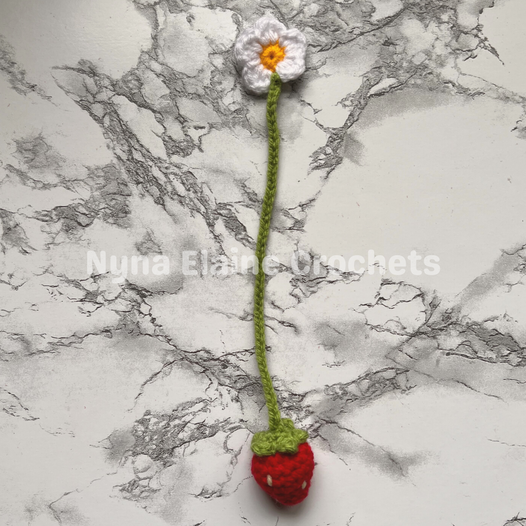 Red Strawberry and Daisy Crochet Bookmark, Tie, Charm, Handmade (1pcs)