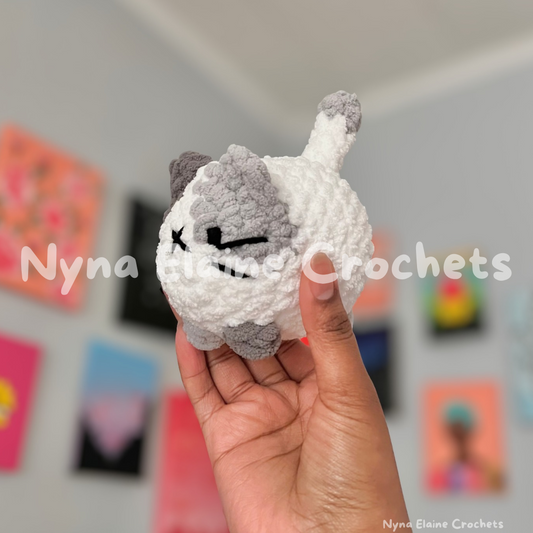 Loaf Kitten Crochet Plushie Grey/ White
