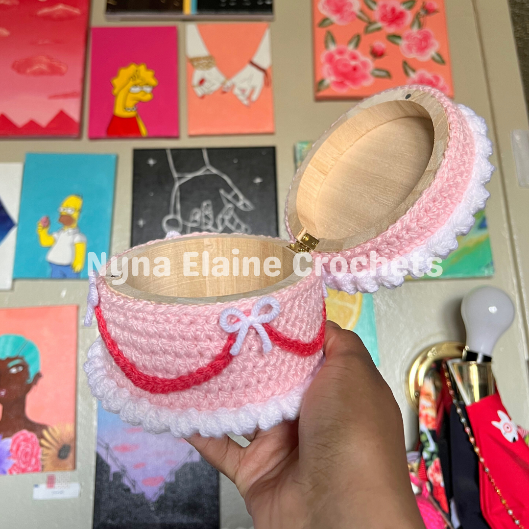 Pink Large Crochet Cake Box