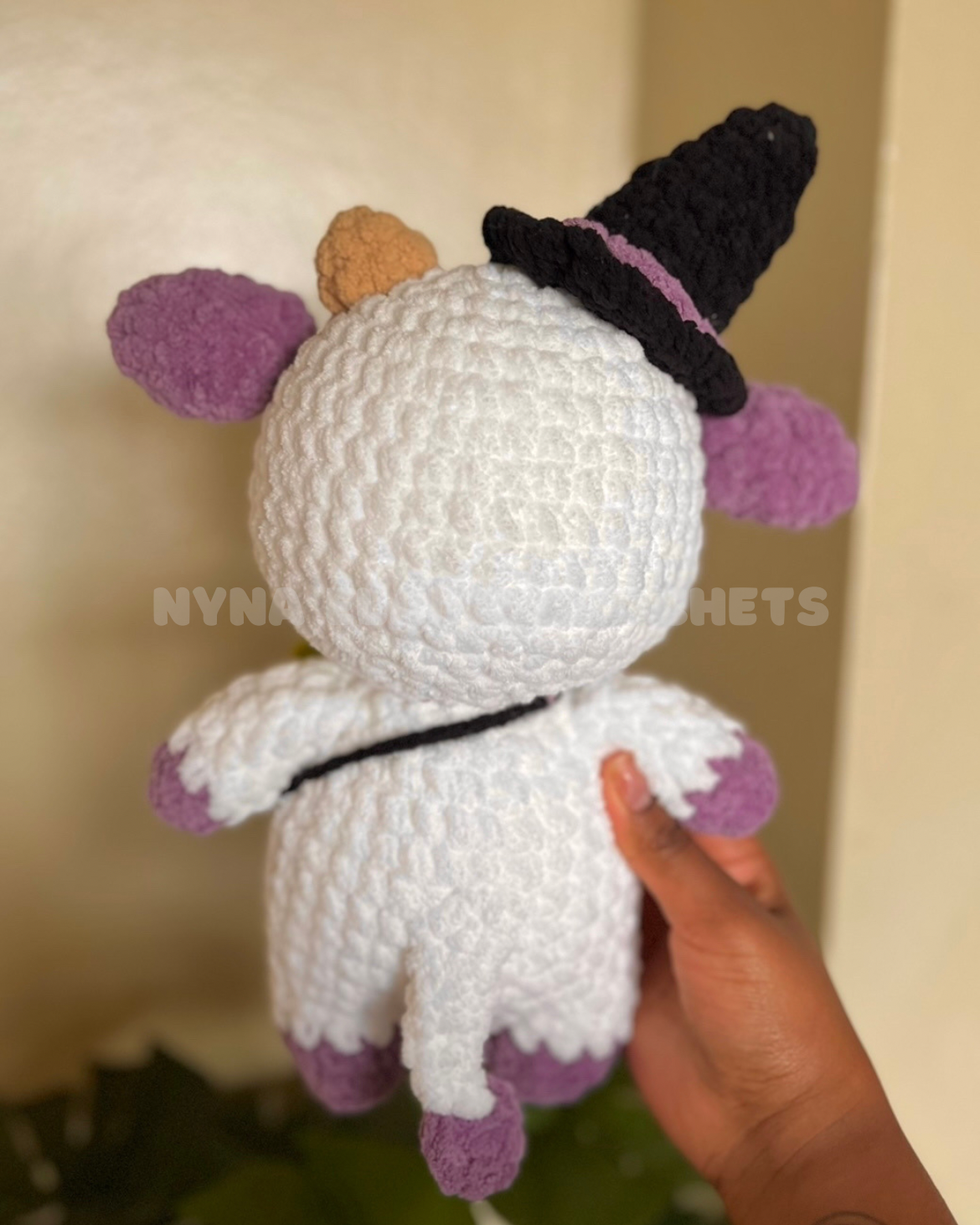 Peppermint Cow Plushie – NynaElaine