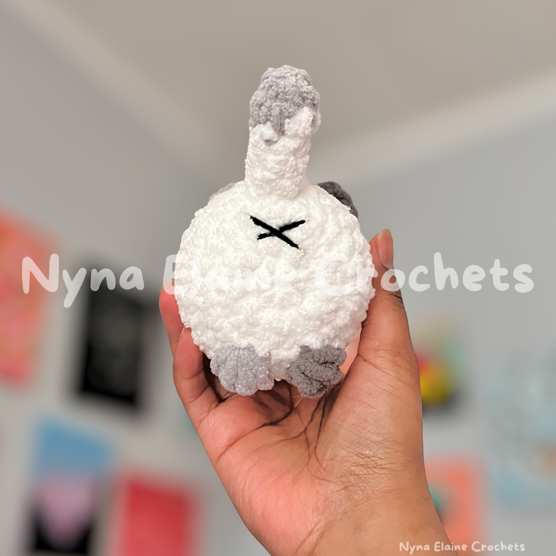 Loaf Kitten Crochet Plushie Grey/ White