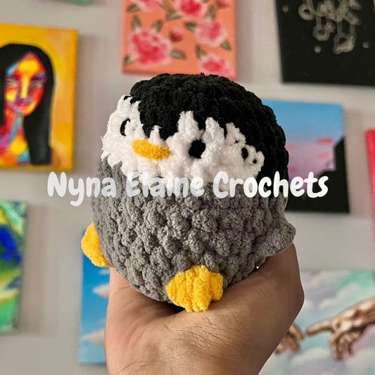 Mini Penguin Plushie Black/Grey