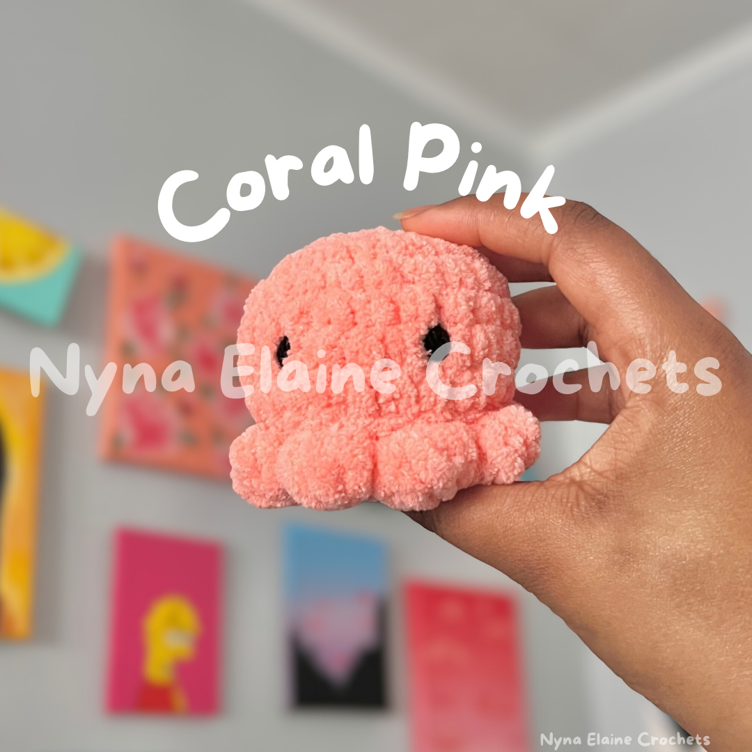 Mini octo plushie